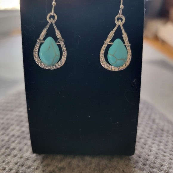 Bohemian Turquoise and Silver Teardrop Earrings. NWOT - Picture 3 of 4